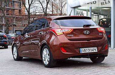 Хэтчбек Hyundai i30 2012 в Днепре