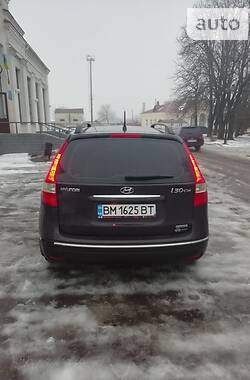 Универсал Hyundai i30 2008 в Ромнах