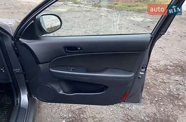 Универсал Hyundai i30 2010 в Полтаве