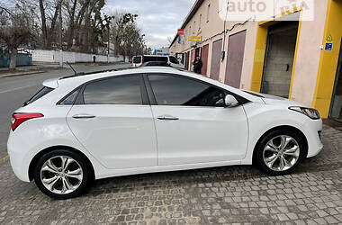 Хэтчбек Hyundai i30 2013 в Киеве