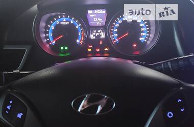 Хэтчбек Hyundai i30 2012 в Днепре
