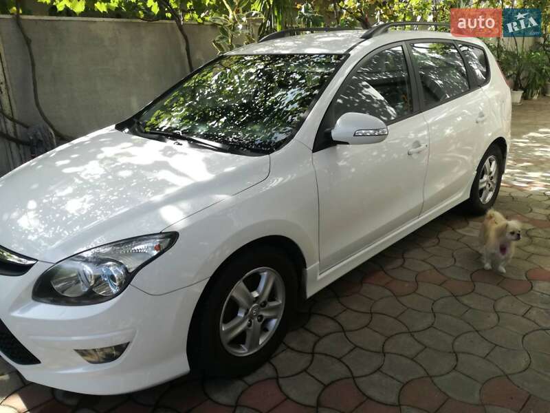Хетчбек Hyundai i30 2012 в Мукачевому