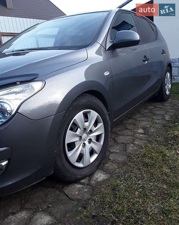 Hyundai i30 2008