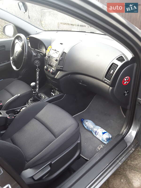 Хэтчбек Hyundai i30 2008 в Кременце