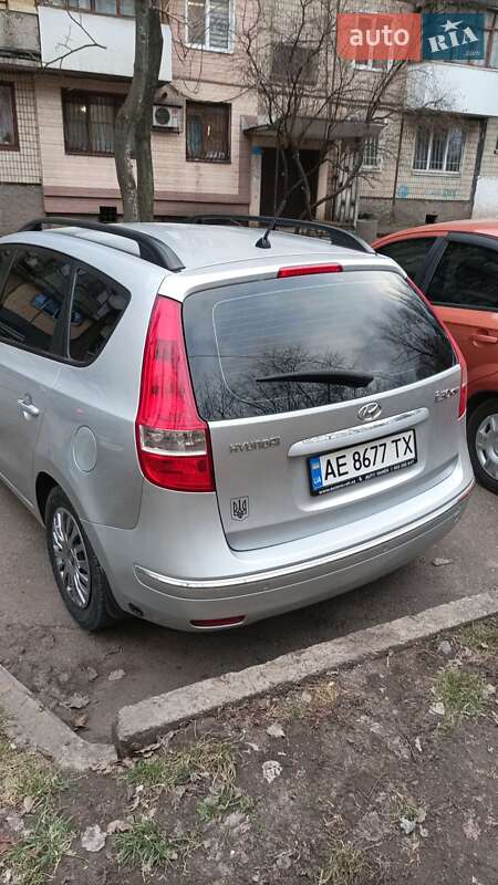Универсал Hyundai i30 2009 в Кривом Роге