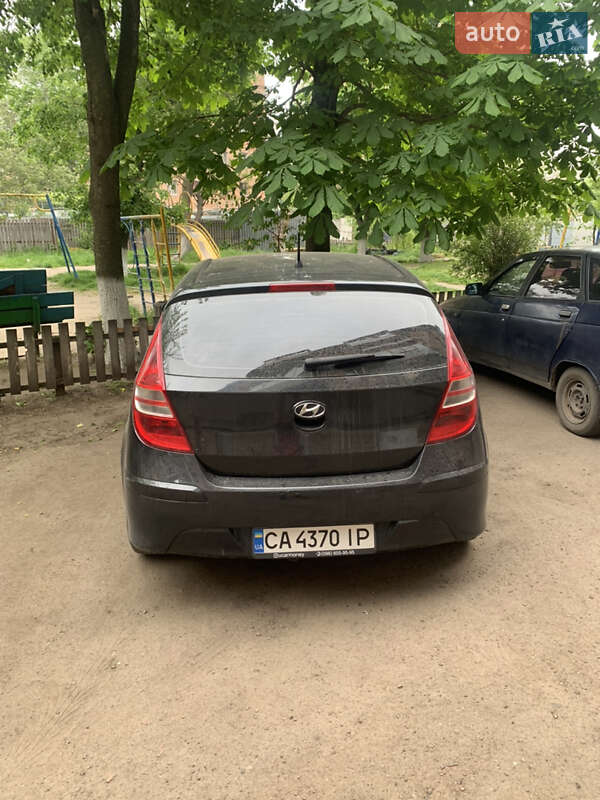 Хэтчбек Hyundai i30 2010 в Черкассах фото 4 Хэтчбек Hyundai i30 2010 в Черкассах