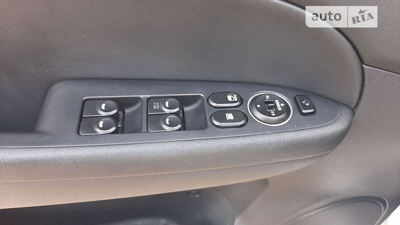 Універсал Hyundai i30 2011 в Первомайську