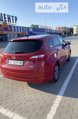 Универсал Hyundai i30 2013 в Калуше