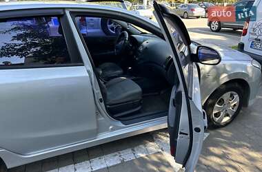Хэтчбек Hyundai i30 2011 в 