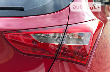 Хэтчбек Hyundai i30 2013 в 