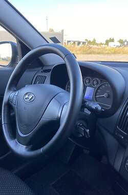 Хетчбек Hyundai i30 2011 в Луцьку