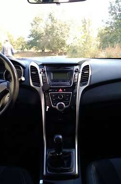 Универсал Hyundai i30 2013 в Днепре