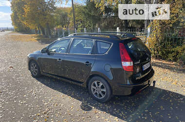 Універсал Hyundai i30 2011 в Гайвороні