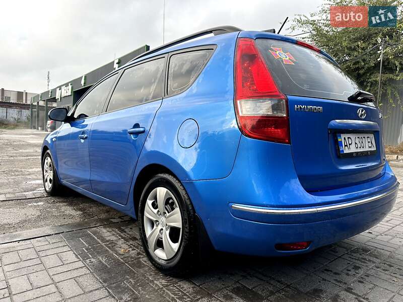 Універсал Hyundai i30 2010 в Запоріжжі