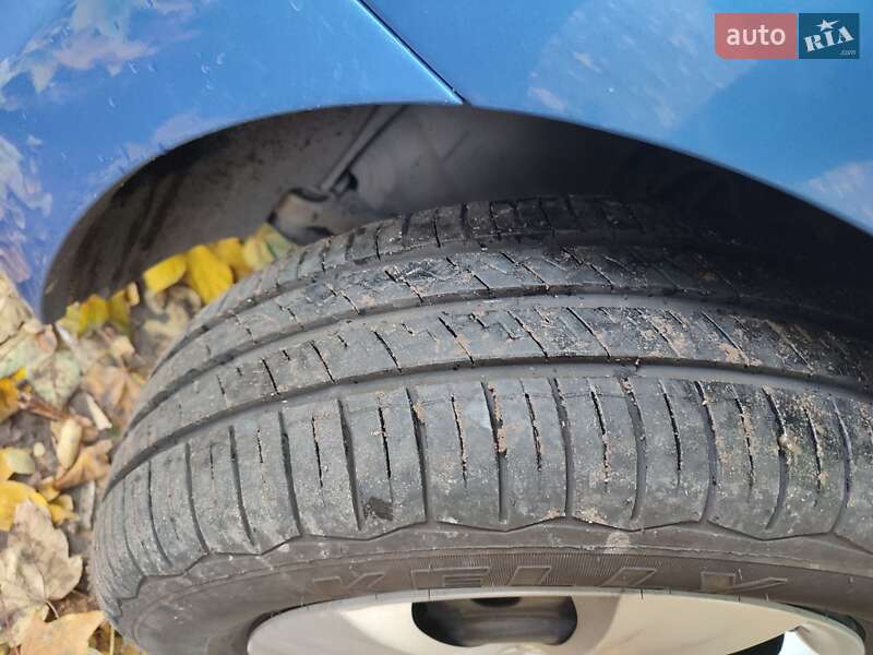 Універсал Hyundai i30 2010 в Запоріжжі