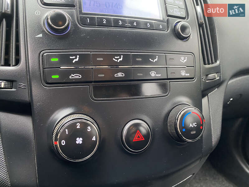 Универсал Hyundai i30 2009 в Одессе фото 10 Универсал Hyundai i30 2009 в Одессе