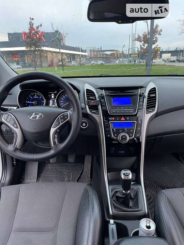 Универсал Hyundai i30 2013 в Житомире фото 3 Универсал Hyundai i30 2013 в Житомире