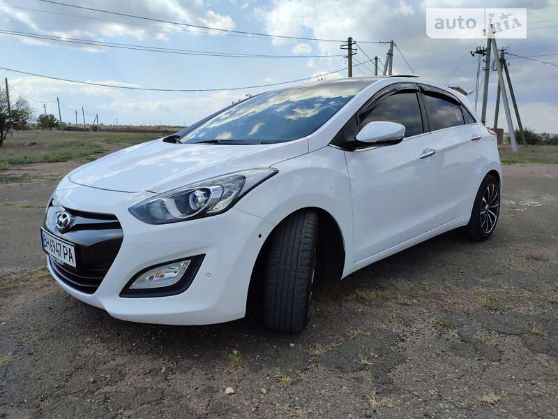 Хэтчбек Hyundai i30 2012 в Одессе фото 3 Хэтчбек Hyundai i30 2012 в Одессе