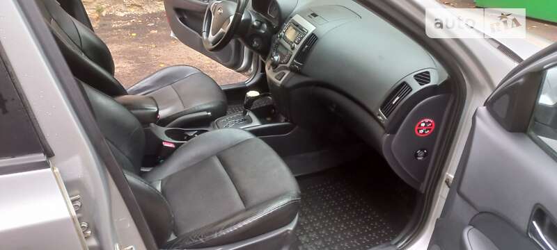 Универсал Hyundai i30 2008 в Тернополе