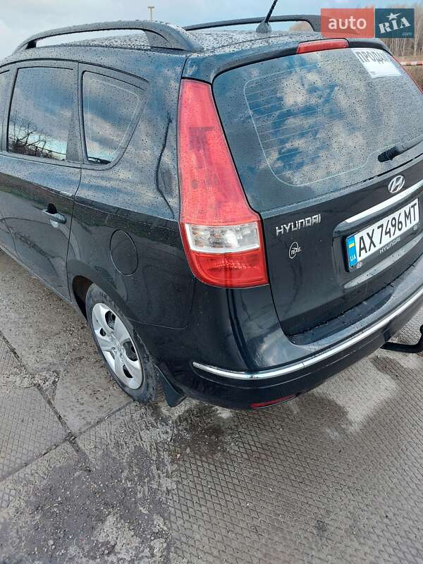 Универсал Hyundai i30 2009 в Чугуеве фото 12 Универсал Hyundai i30 2009 в Чугуеве