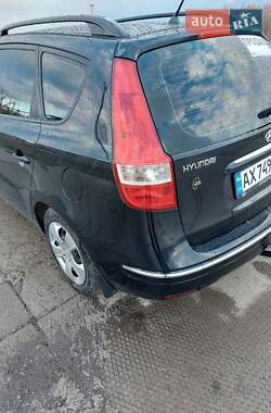 Универсал Hyundai i30 2009 в 