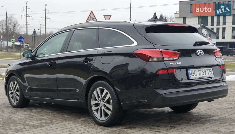 Универсал Hyundai i30 2017 в Львове