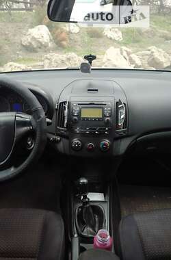 Универсал Hyundai i30 2008 в Днепре