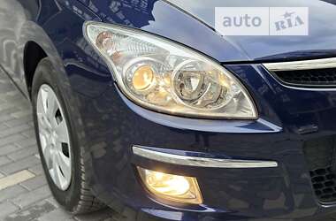 Универсал Hyundai i30 2008 в Луцке