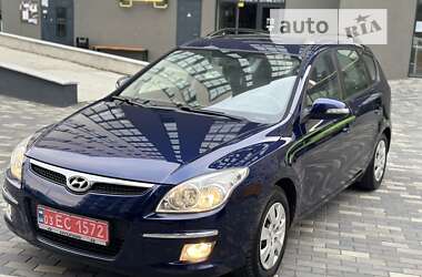 Универсал Hyundai i30 2008 в Луцке