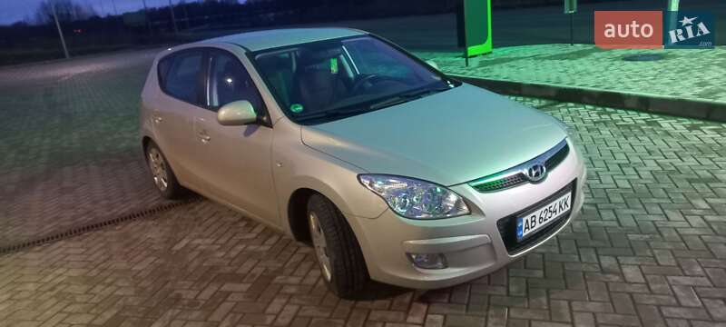 Хэтчбек Hyundai i30 2007 в Виннице
