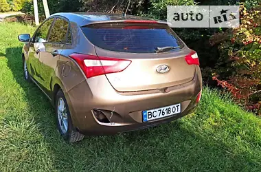 Hyundai i30 2012