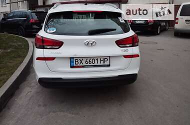 Универсал Hyundai i30 2017 в Хмельницком