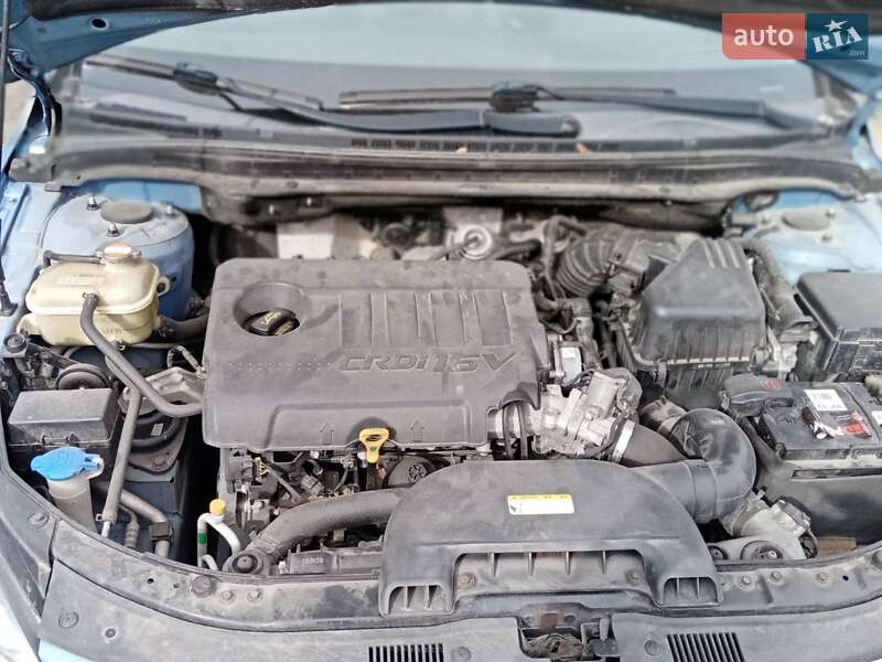 Универсал Hyundai i30 2011 в Ровно