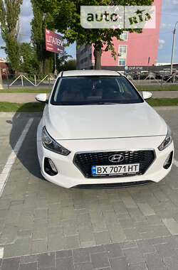 Хэтчбек Hyundai i30 2017 в Хмельницком