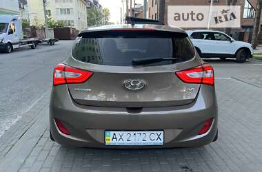 Хэтчбек Hyundai i30 2012 в Киеве