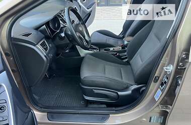 Хэтчбек Hyundai i30 2012 в Киеве