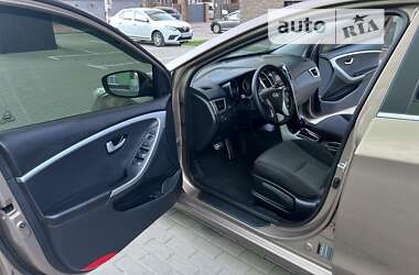 Хэтчбек Hyundai i30 2012 в Киеве