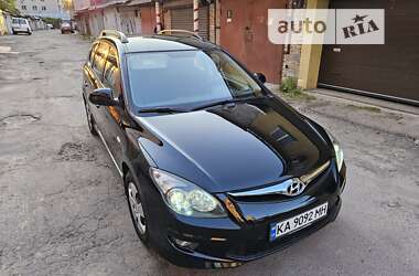 Універсал Hyundai i30 2012 в Києві