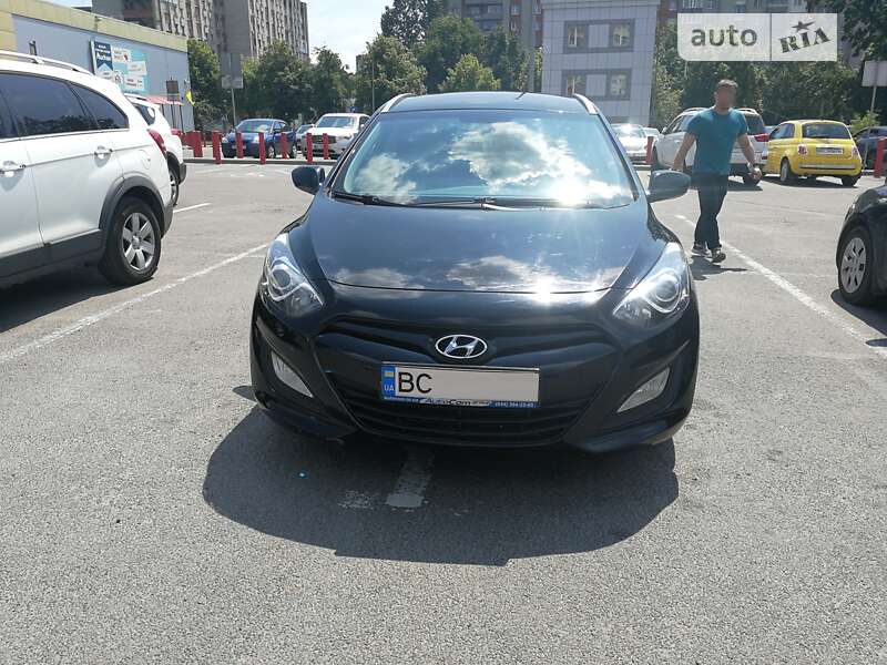 Універсал Hyundai i30 2013 в Львові