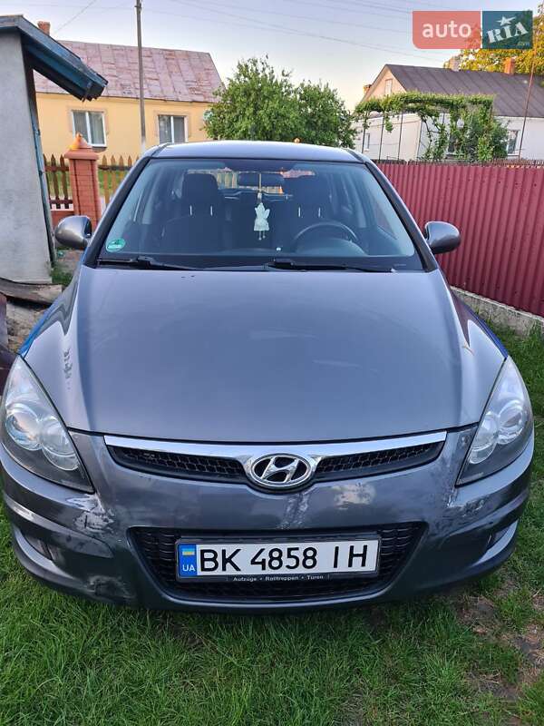 Hyundai i30 2010
