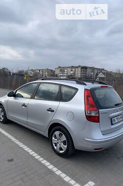 Универсал Hyundai i30 2009 в Дубно