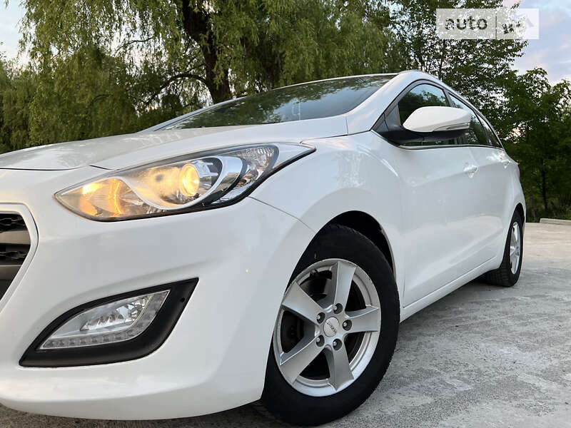 Універсал Hyundai i30 2017 в Трускавці фото 8 Універсал Hyundai i30 2017 в Трускавці