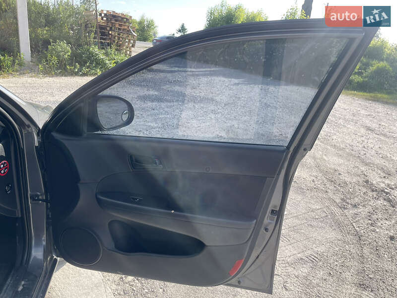 Хэтчбек Hyundai i30 2008 в Тернополе