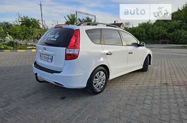 Универсал Hyundai i30 2012 в Луцке