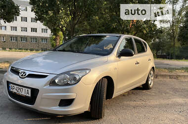 Хэтчбек Hyundai i30 2009 в Запорожье