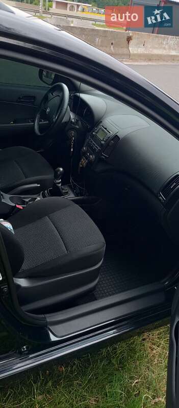 Універсал Hyundai i30 2012 в Києві