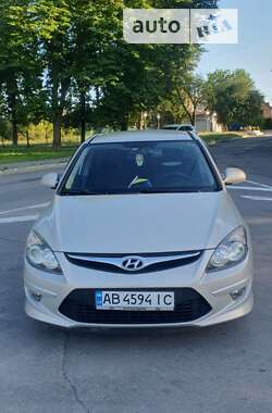 Хэтчбек Hyundai i30 2011 в Виннице