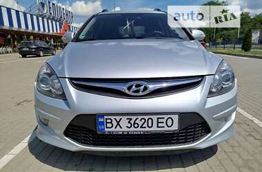 Універсал Hyundai i30 2011 в Старокостянтинові