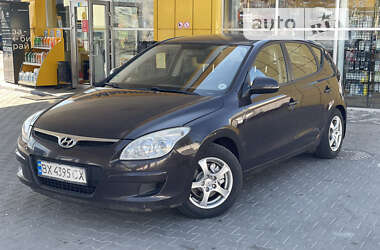 Хетчбек Hyundai i30 2009 в Житомирі