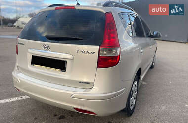 Универсал Hyundai i30 2011 в 